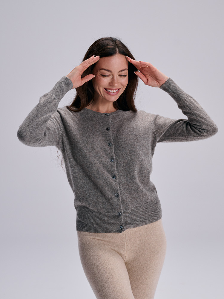 DAMEN-PULLOVER AUS YAKWOLLE MIT KNOPFVERSCHLUSS