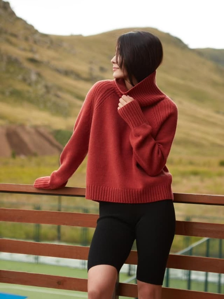 KASCHMIR-PULLOVER FÜR DAMEN MIT BREITEM ROLLKRAGEN