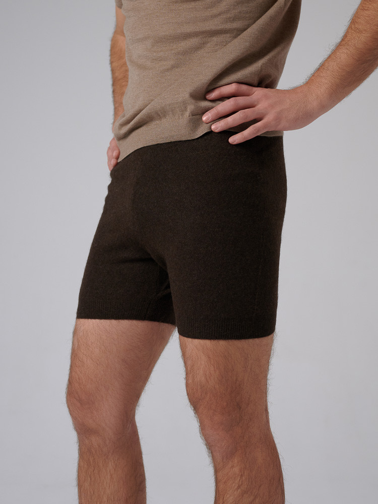 HERRENSHORTS AUS YAK-WOLLE