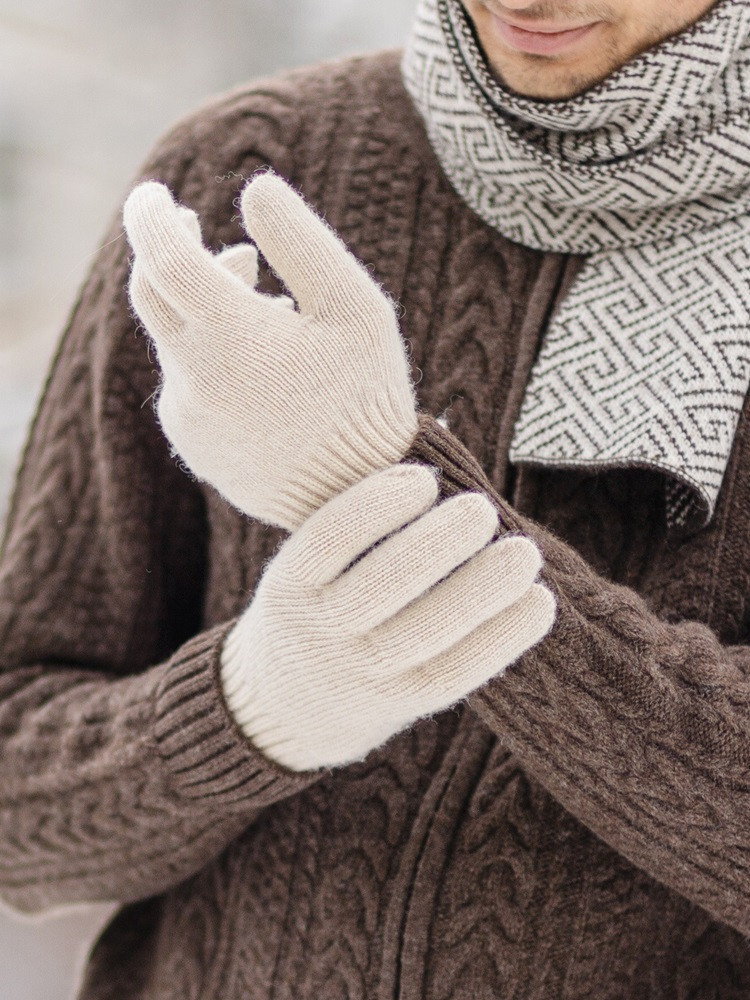 HANDSCHUHE AUS SCHURWOLLE L