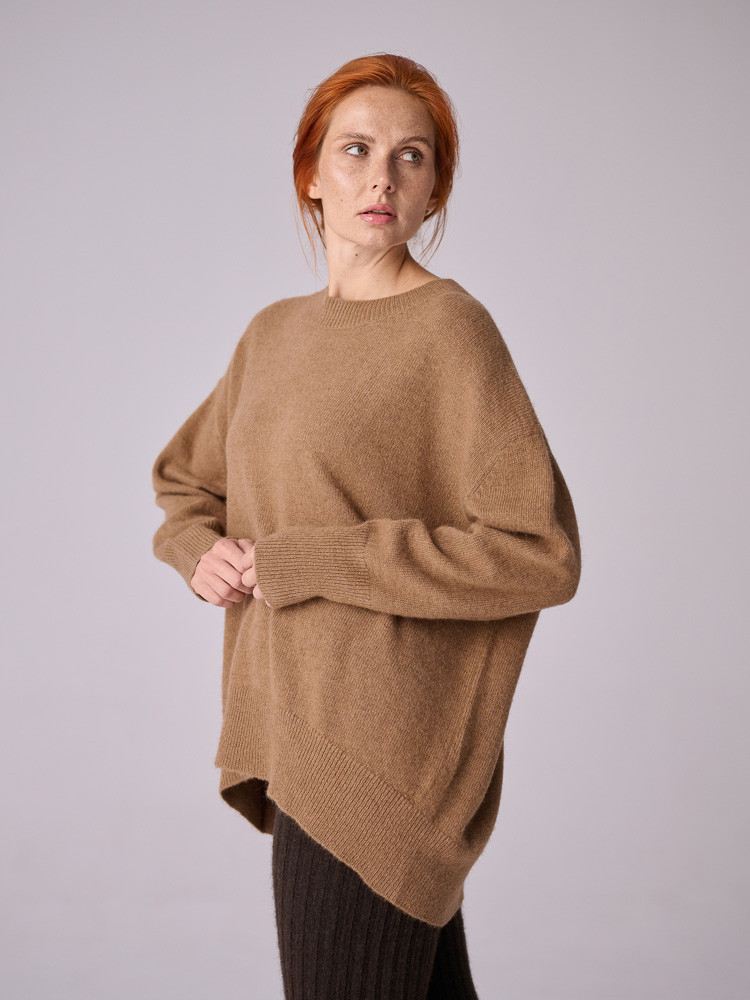 OVERSIZE-PULLOVER AUS...