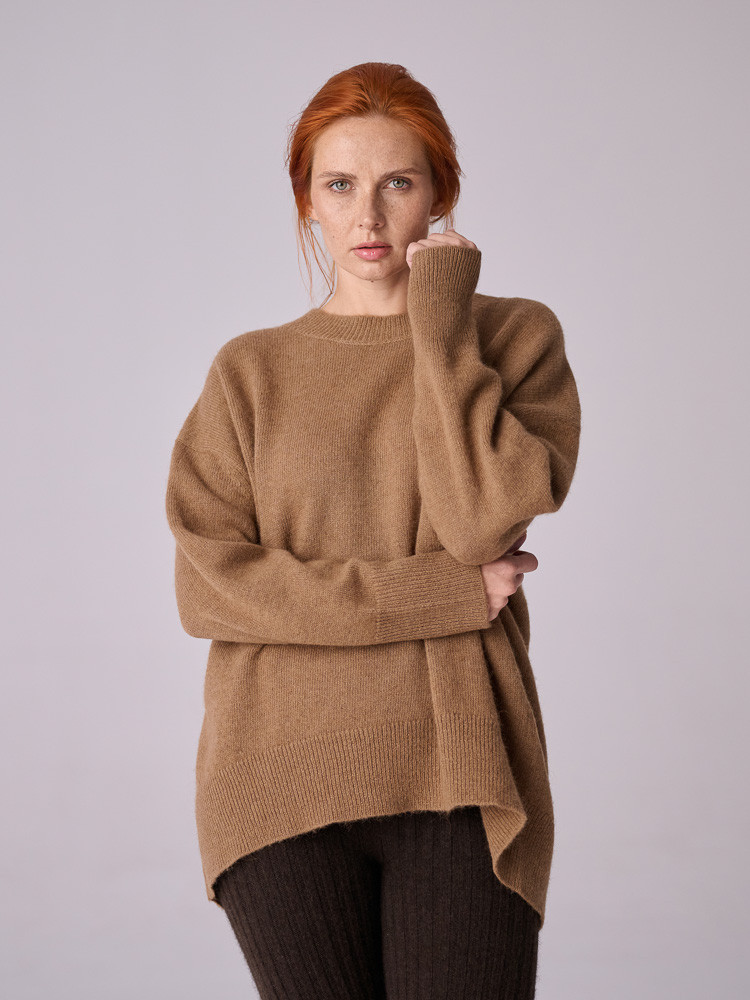 OVERSIZE-PULLOVER AUS...