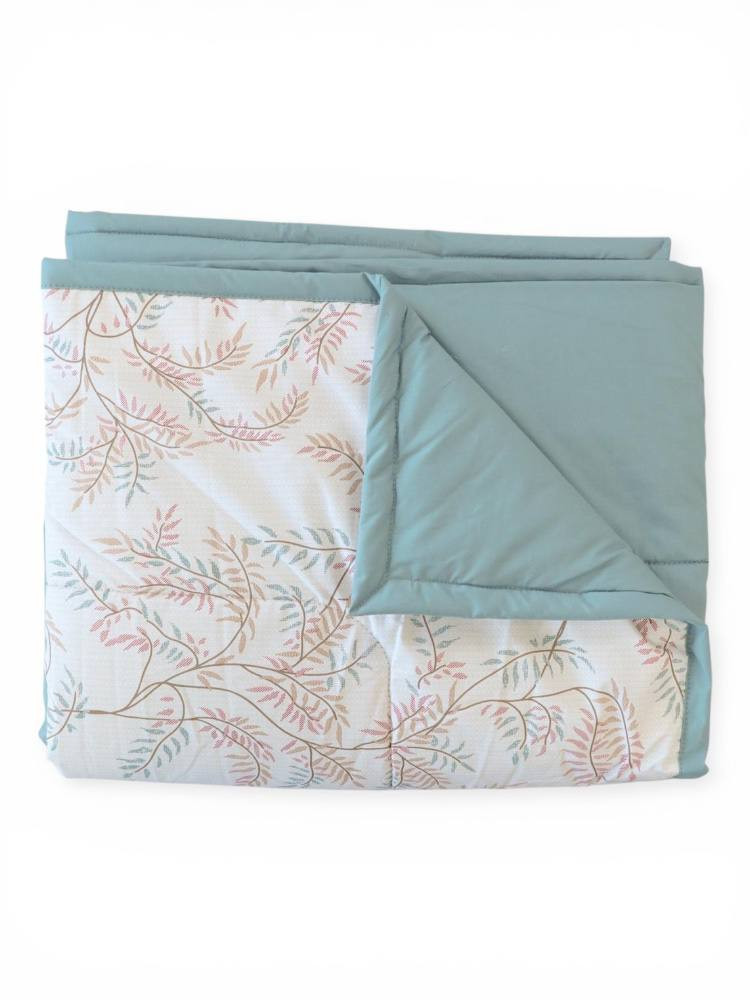 ANTIALLERGISCHE BETTDECKE AUS KAMELWOLLE 200 × 220 CM GEMUSTERT