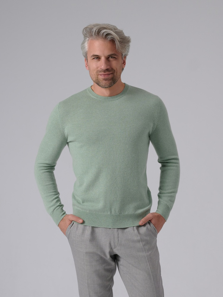 KLASSISCHER HERRENPULLOVER...