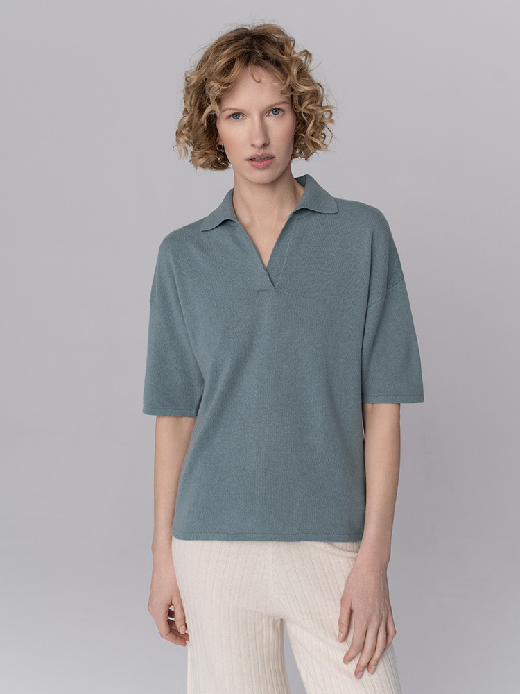 STRICKBLUSE MIT KRAGEN