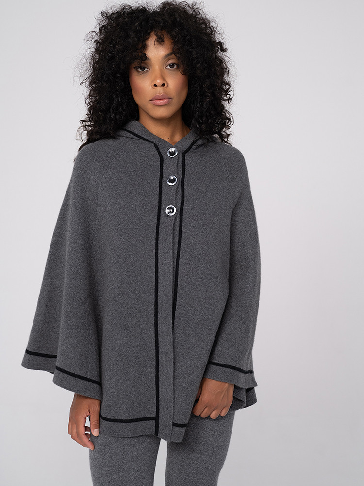 KASCHMIRPONCHO MIT KAPUZE
