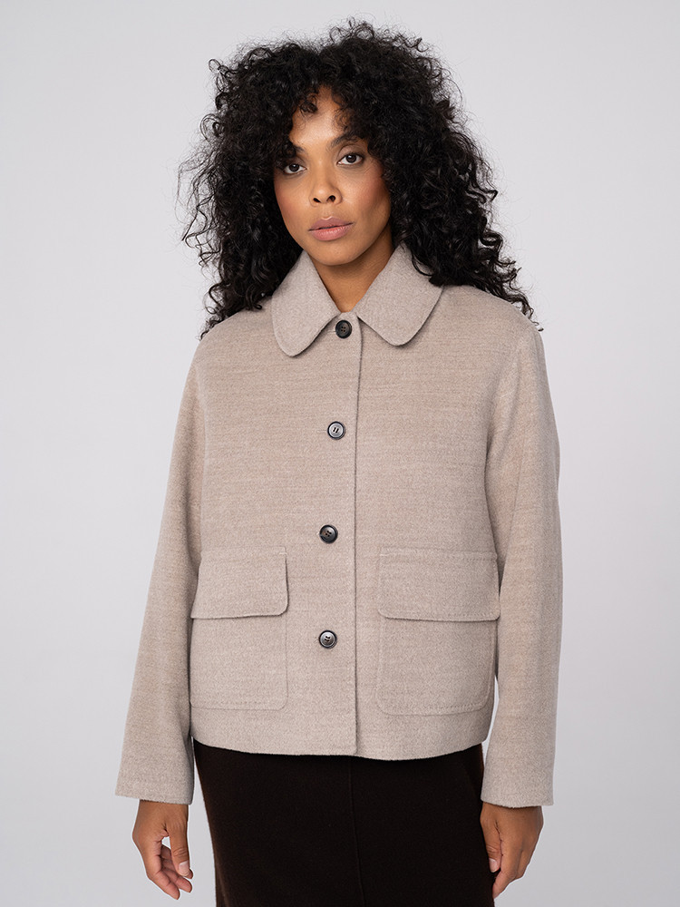 JACKE AUS SCHAFWOLLE