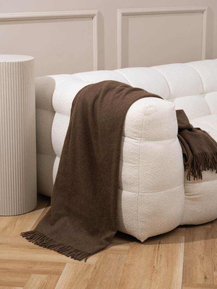 DECKE AUS 100% YAKWOLLE DUNKELBRAUN