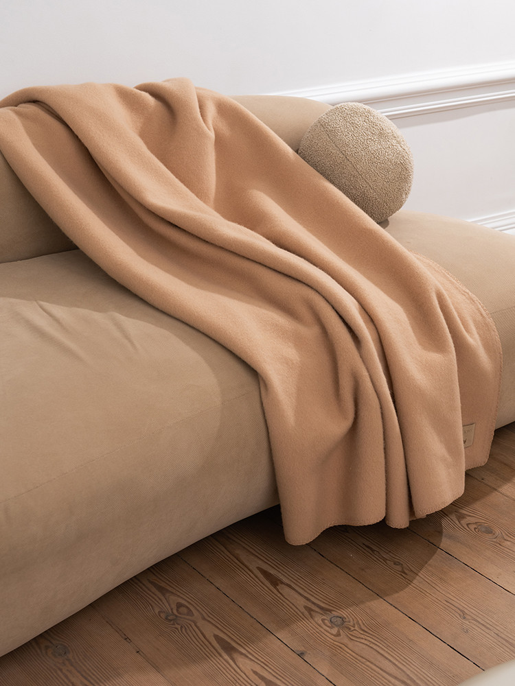 SCHAFWOLLDECKE BEIGE